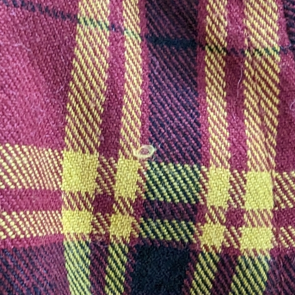 Harry Potter Gryffindor Pleated Plaid Skirt - Picture 8 of 9